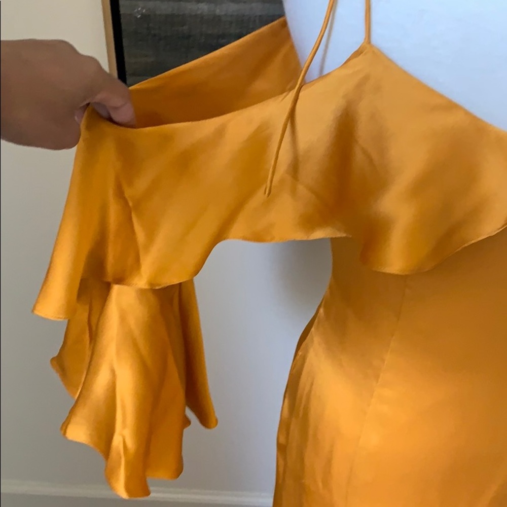 Dress - Picture 4 of 12